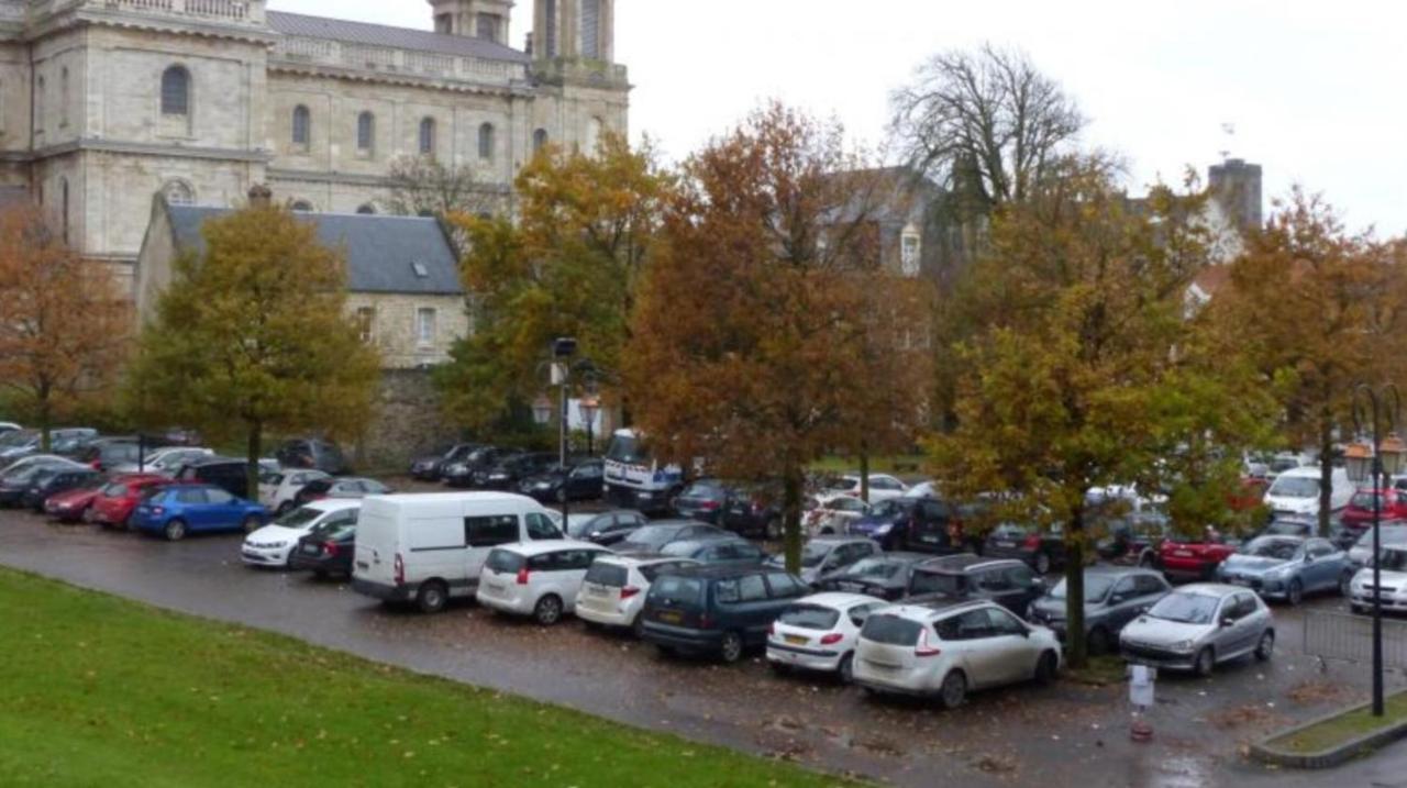 Studio 2 Pers En Vieille Ville Parking Gratuit - By La Source D'Orfee Булон сюр Мер Екстериор снимка