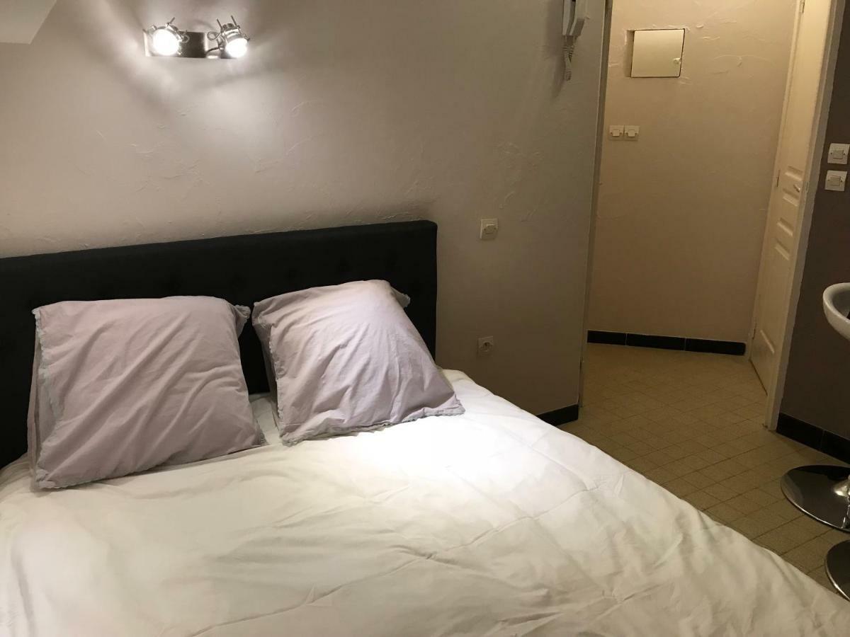 Studio 2 Pers En Vieille Ville Parking Gratuit - By La Source D'Orfee Булон сюр Мер Екстериор снимка
